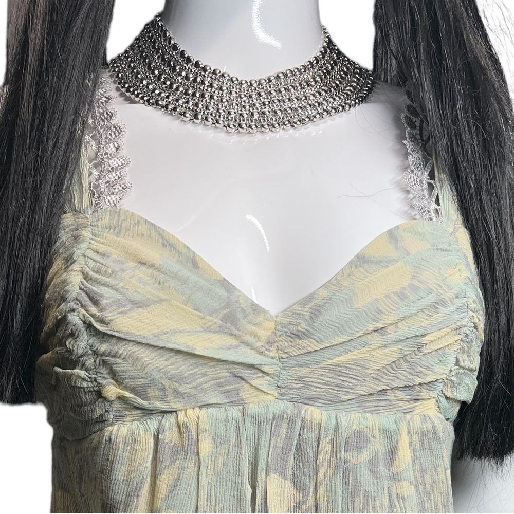 Silver statement necklace - Picture 4 of 11